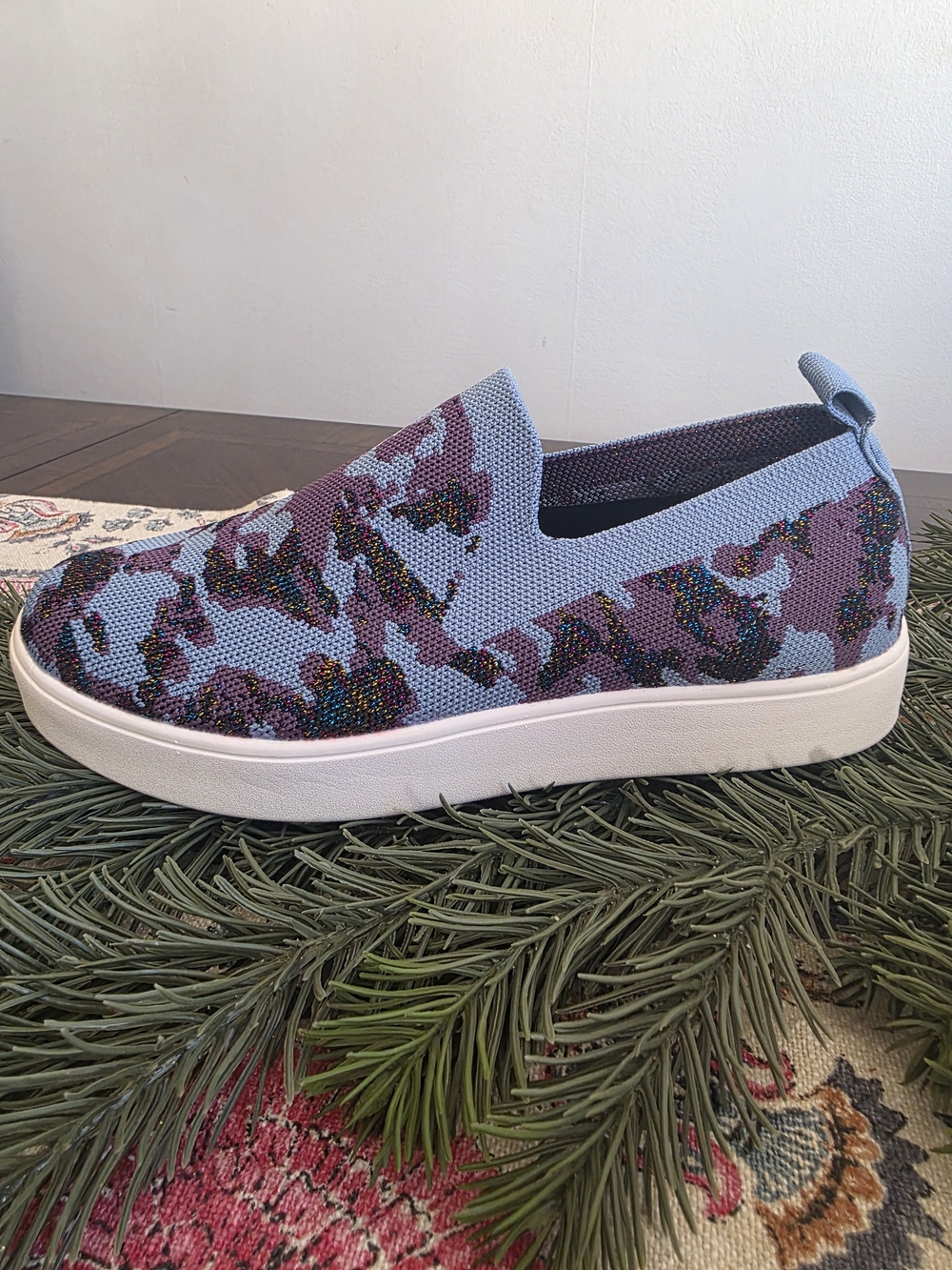 bernie mev. Women's Jenna Slip-on Sneakers in Blue Camo